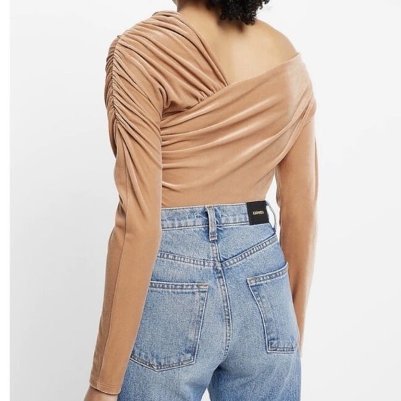 NWT Express Body Contour Velvet Off the Shoulder Bodysuit - size Medium - Picture 2 of 10